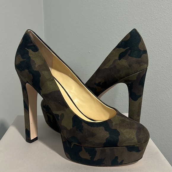 New Jessica Simpson Nellah Camo Platform Heels - Picture 6 of 12